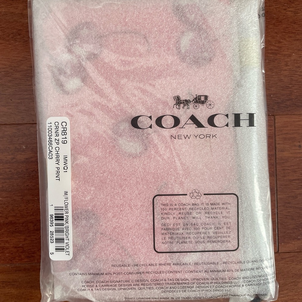Coach Corner Zip Wristlet - Cherry (Pink) Print Canvas & Leather - brand new - Picture 5 of 6